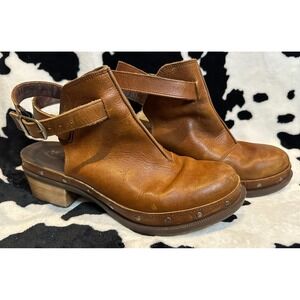 Chaco Cataluna Clog Tan Leather Slingback Studded Block Heel Boots Womens Size 8